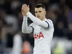 乐鱼官方网站-红白斯图加特战胜皇家贝蒂斯劫富济贫感人之战的简单介绍