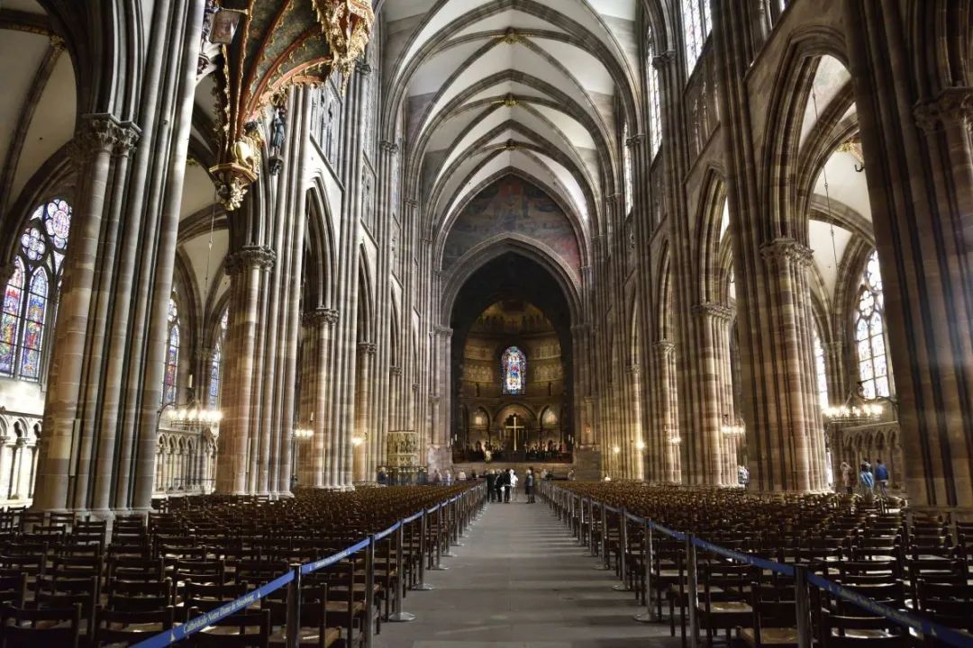 乐鱼体育官网网页版-斯特拉斯堡客场逼平亚眠，保持稳定